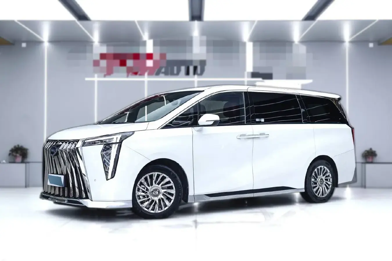 2023 GAC Trumpchi M8 2.0T 190HP L4 E-CVT Hybrid