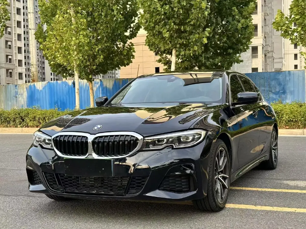 2022 BMW 3 Series 2.0T 184HP L4 8AT