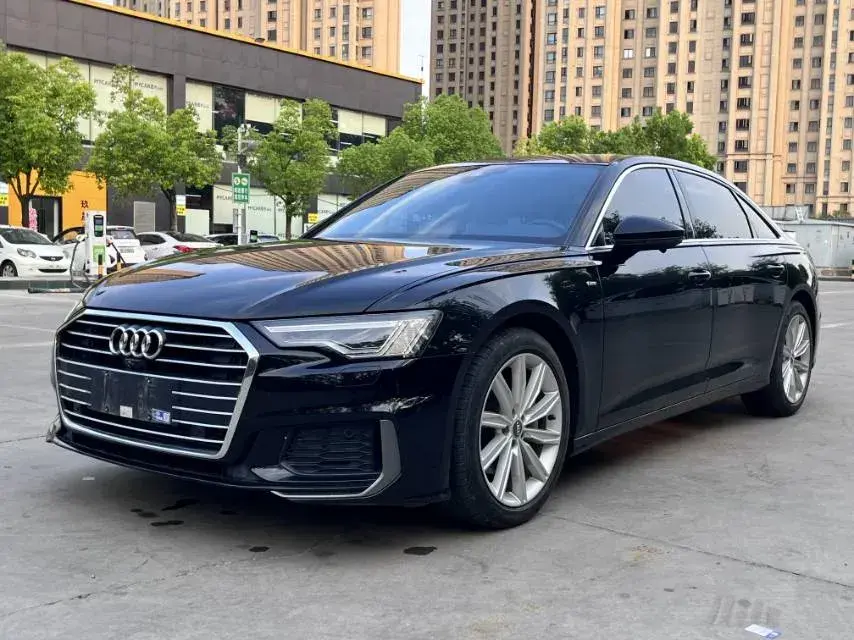 2021 Audi A6L 2.0T 224HP L4 7DCT