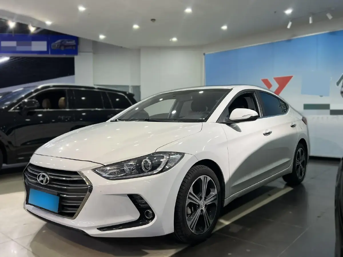2018 Hyundai Elantra 1.4T 130HP L4 7DCT