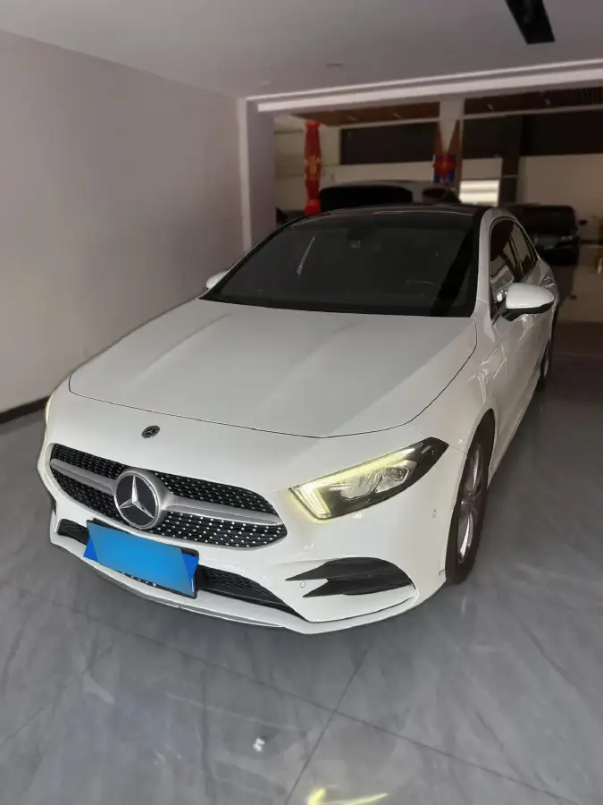 2021 Mercedes-Benz A Class 1.3T 163HP L4 7DCT