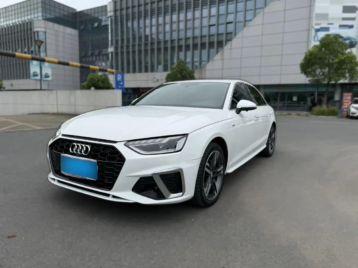 2020 Audi A4L 2.0T 190HP L4 7DCT