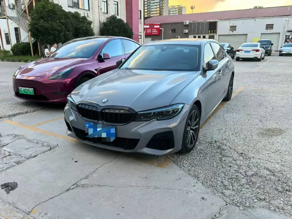 2021 BMW 3 Series 2.0T 184HP L4 8AT