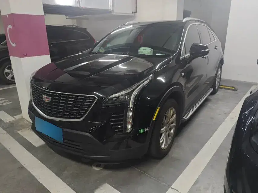 2020 Cadillac XT4 2.0T 241HP L4 9AT
