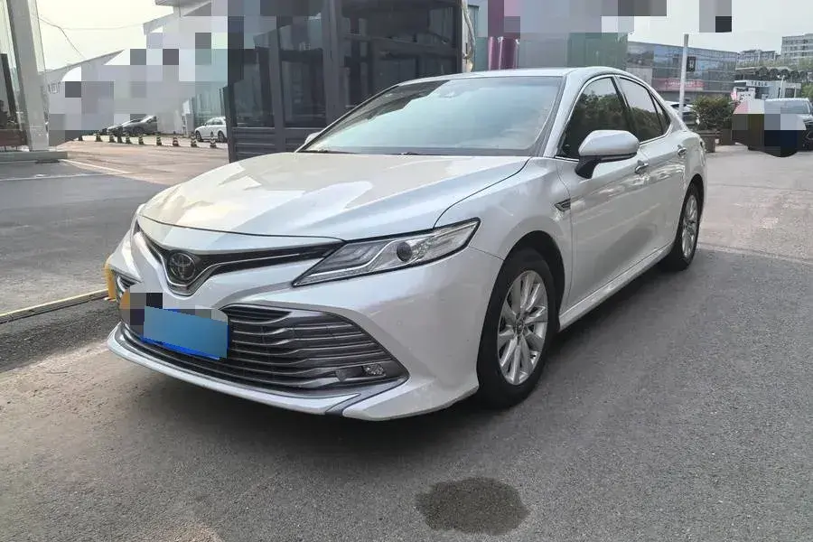 2019 Toyota Camry 2.0L 178HP L4 CVT