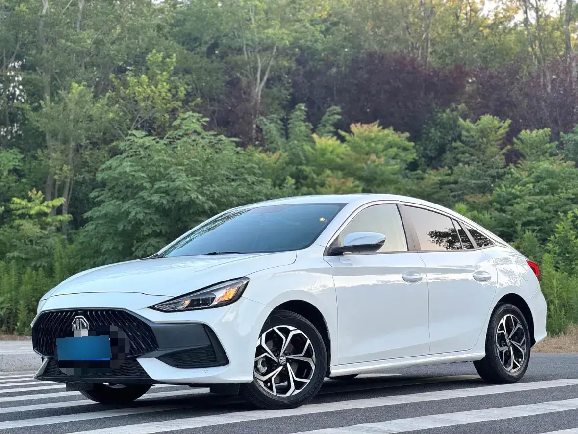 2023 MG 5 1.5L 129HP L4 5MT