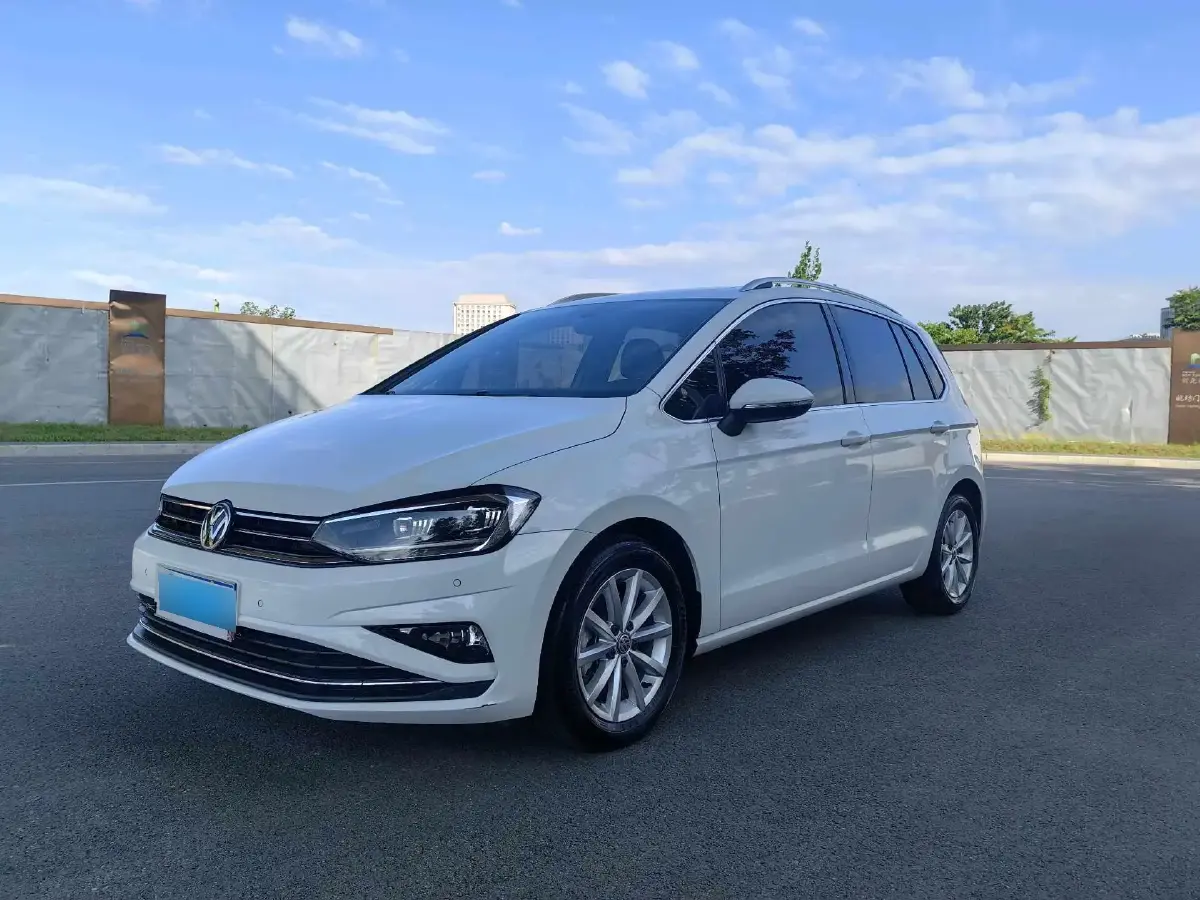 2020 Volkswagen Golf Sportsvan 1.4T 150HP L4 7DCT
