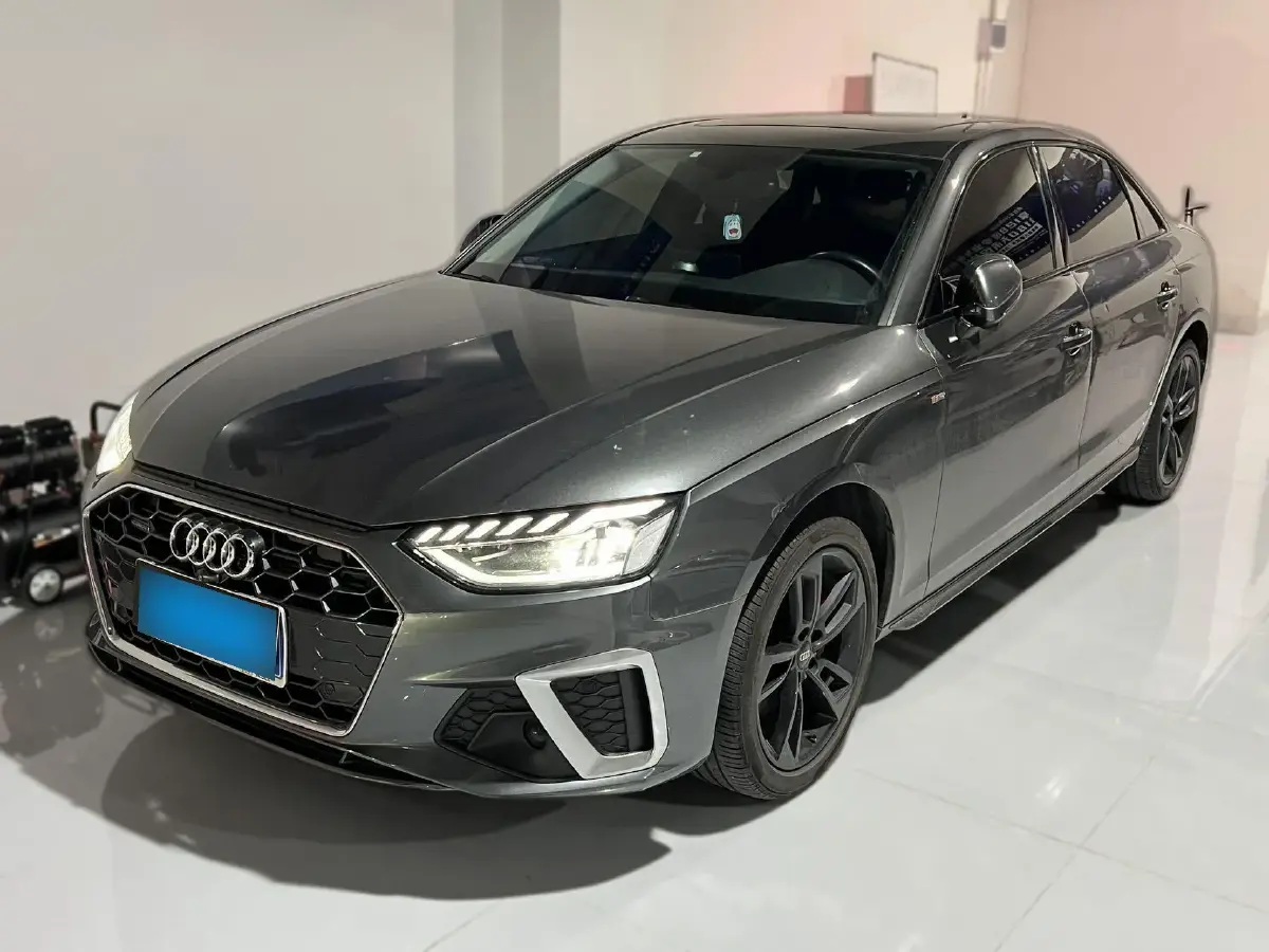 2020 Audi A4L 2.0T 190HP L4 7DCT