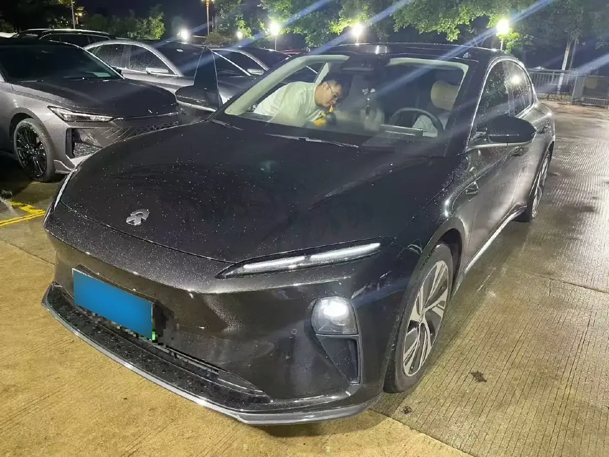 2024 NIO ET5 BEV 75KWH