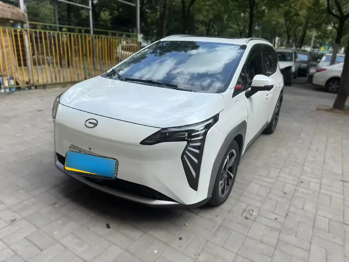 2023 Aion Y BEV 61.7KWH