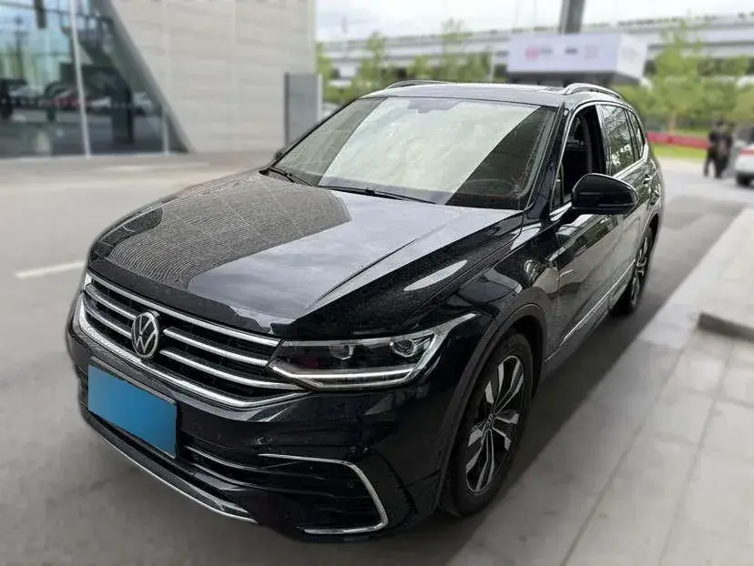 2024 Volkswagen Tiguan L 2.0T 186HP L4 7DCT