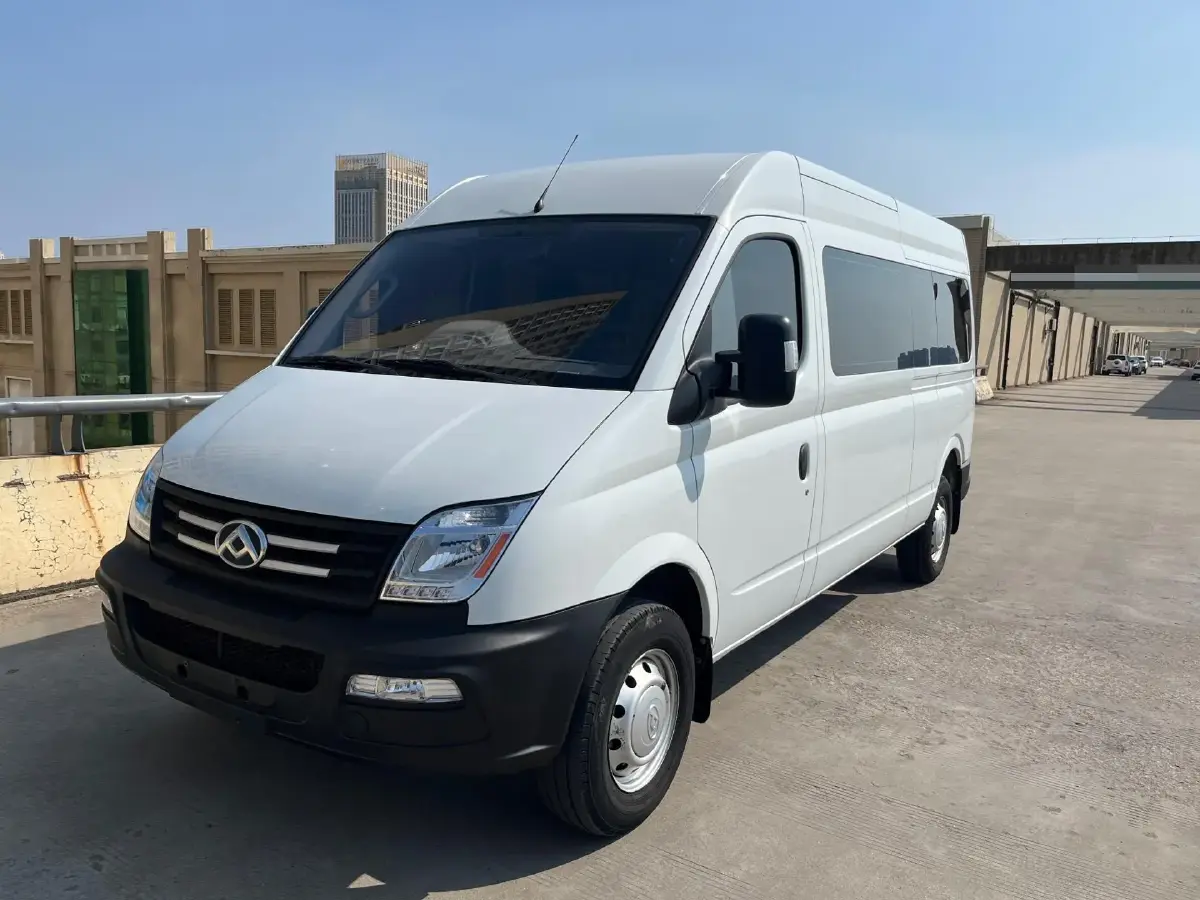 2020 MAXUS XinTu V80 2.5T 136HP L4 6MT