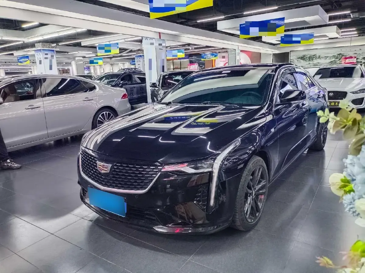 2022 Cadillac CT4 2.0T 237HP L4 8AT