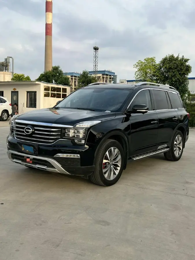 2017 GAC Trumpchi GS8 2.0T 201HP L4 6AT