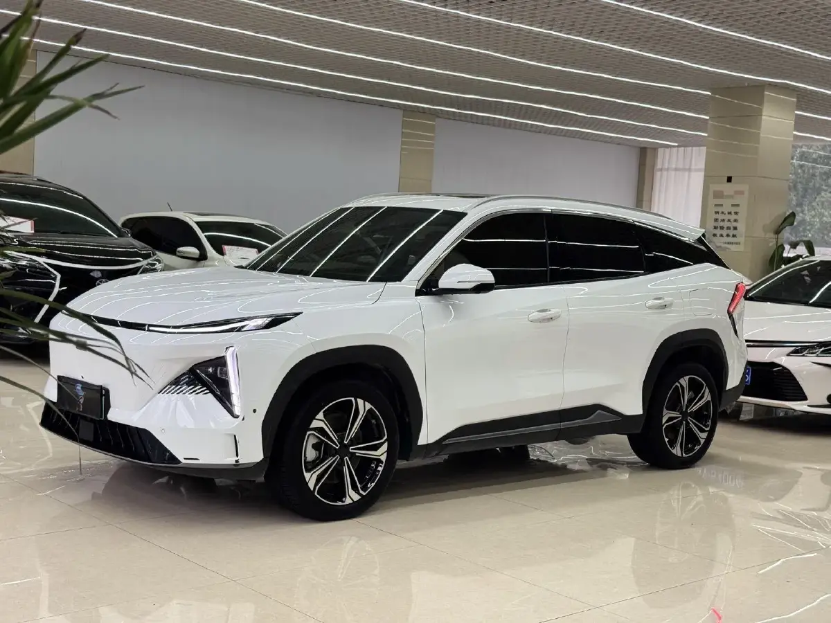 2023 Geely Galaxy L7 1.5T 163HP L4 3DHT PHEV 18.7KWH