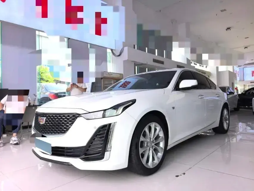 2022 Cadillac CT5 2.0T 237HP L4 10AT