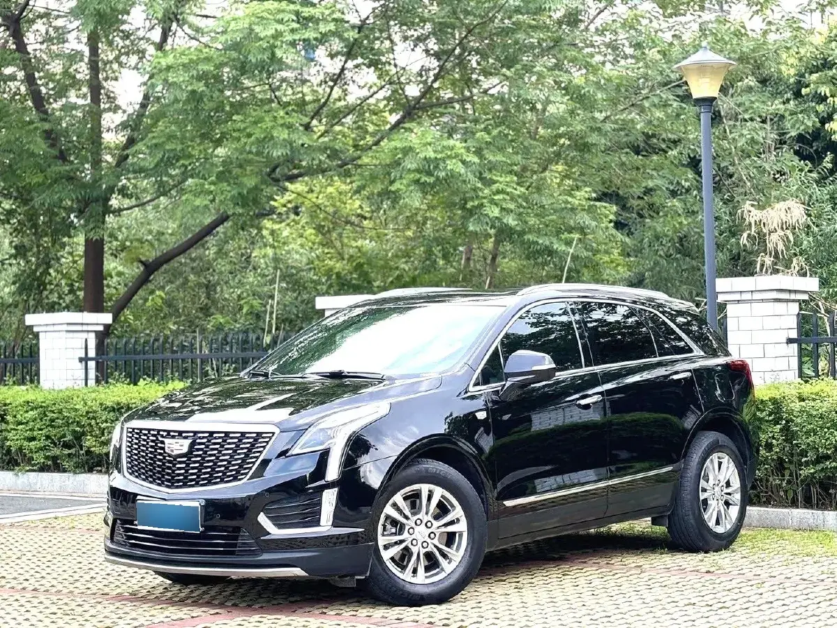 2022 Cadillac XT5 2.0T 237HP L4 9AT