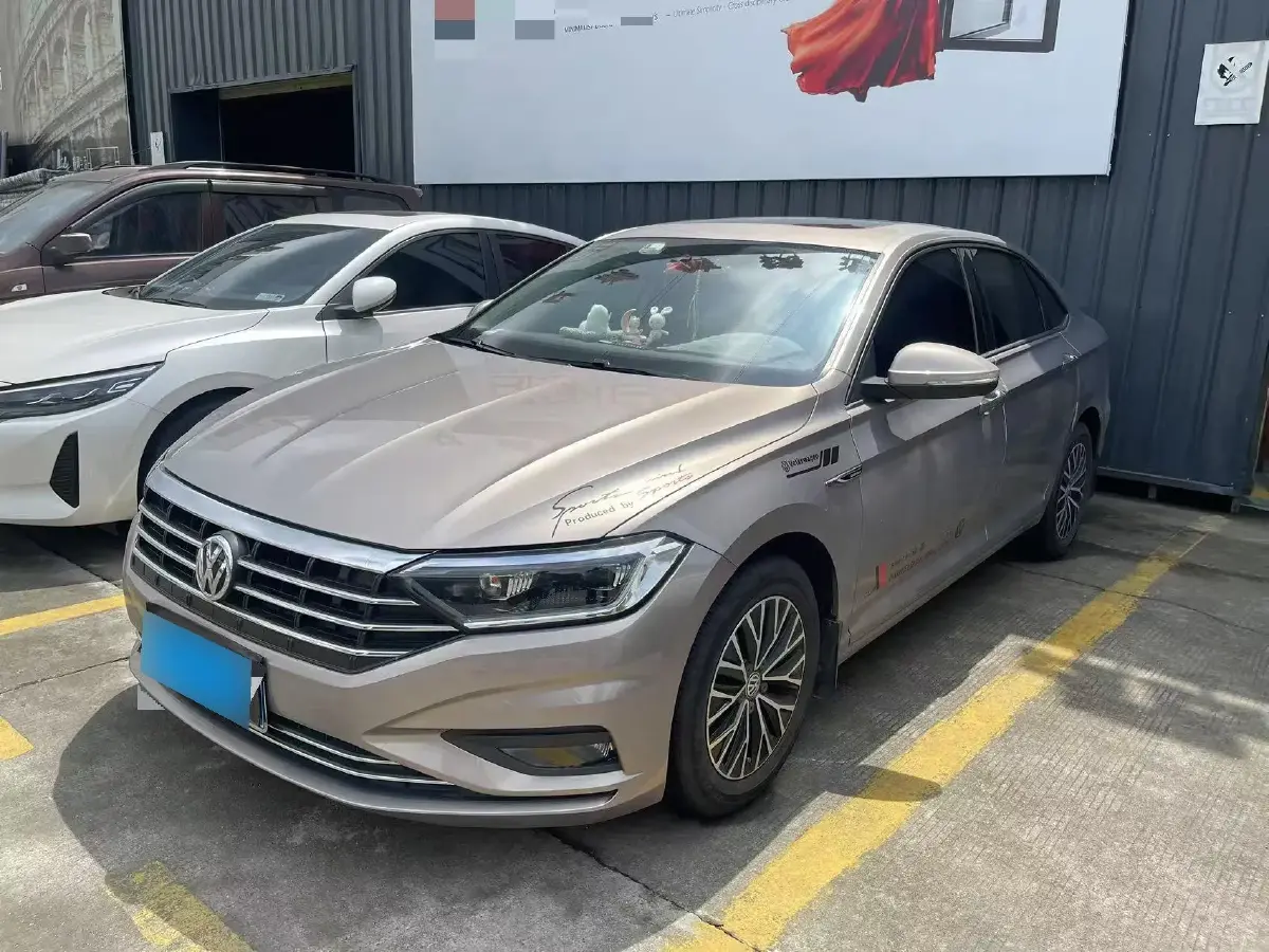 2020 Volkswagen Sagitar 1.4T 150HP L4 7DCT