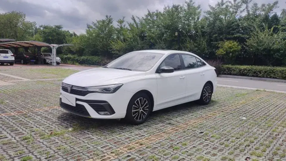 2021 Roewe i5 1.5L 120HP L4 CVT
