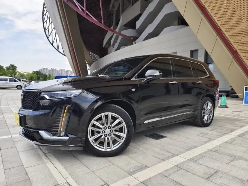 2021 Cadillac XT6 2.0T 237HP L4 9AT