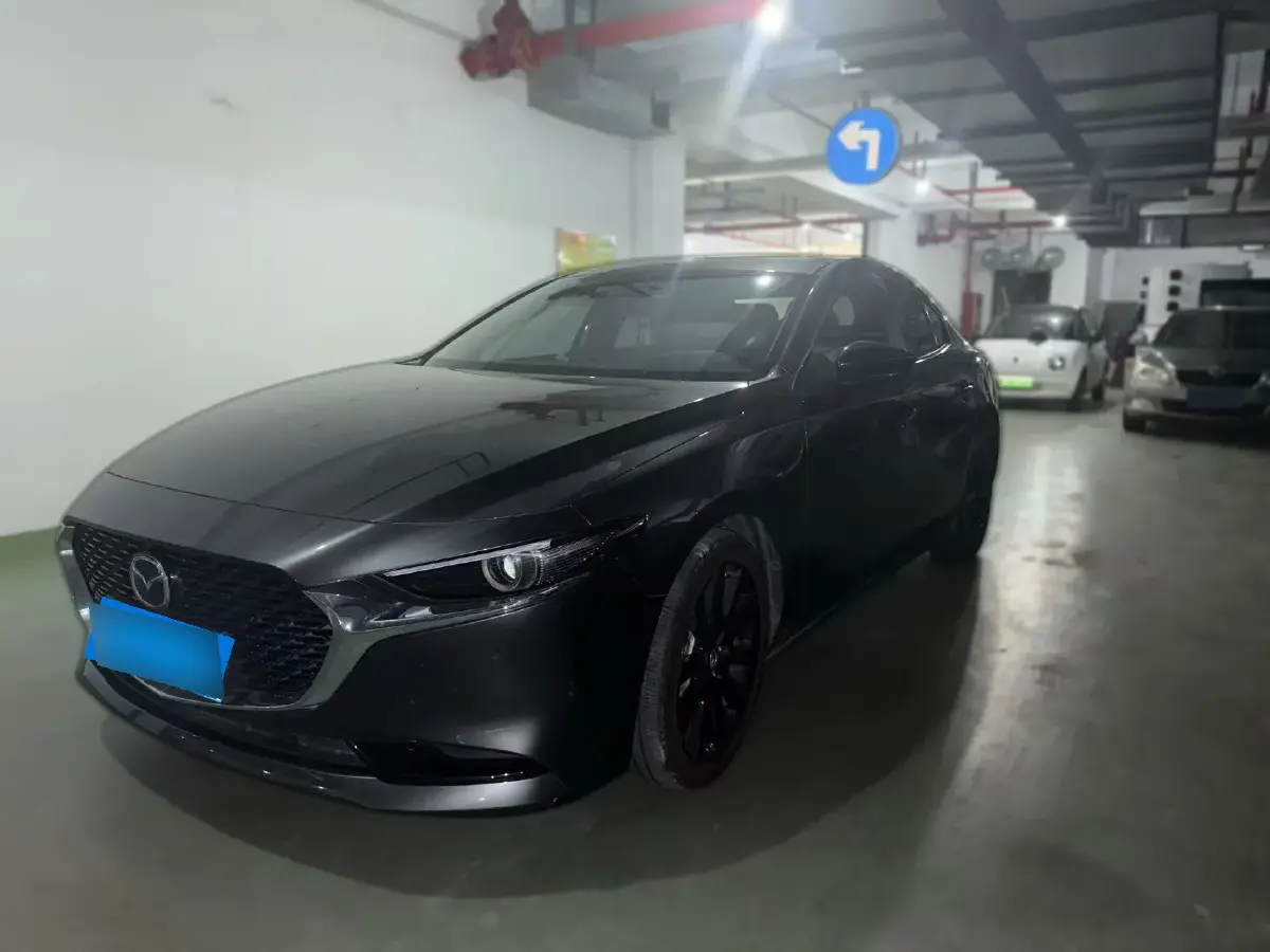 2022 Mazda 3 Axela 2.0L 158HP L4 6AT