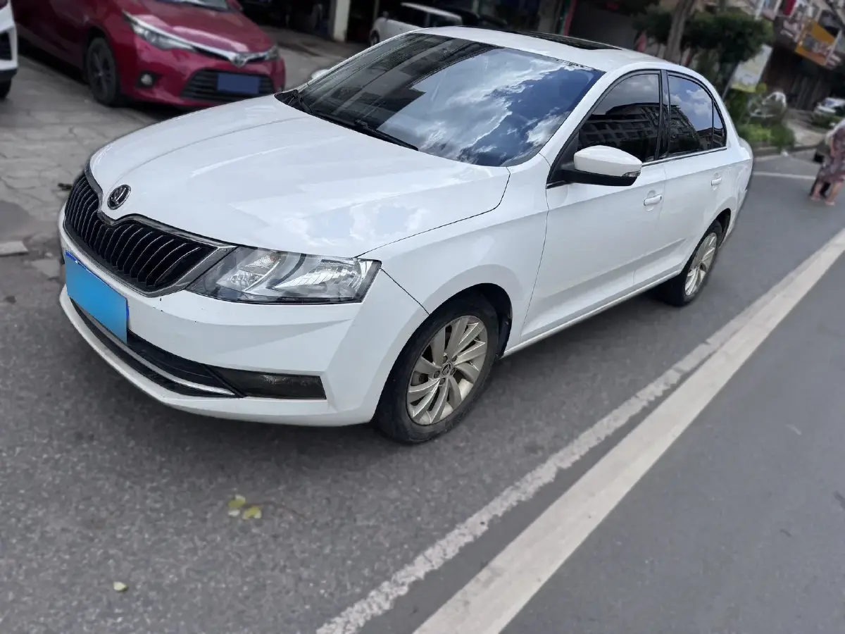 2018 Skoda Rapid 1.6L 110HP L4 6AT