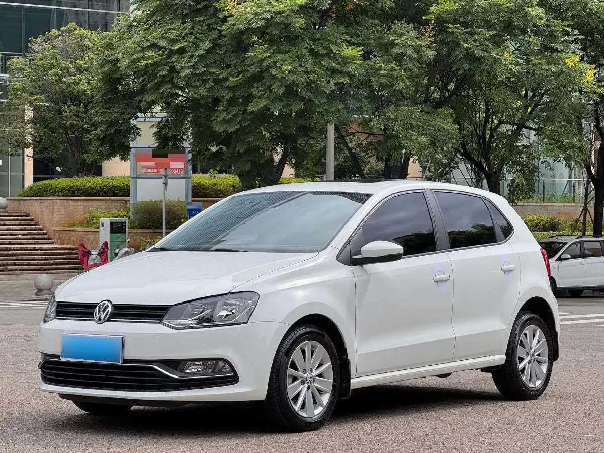 2018 Volkswagen Polo 1.5L 110HP L4 6AT