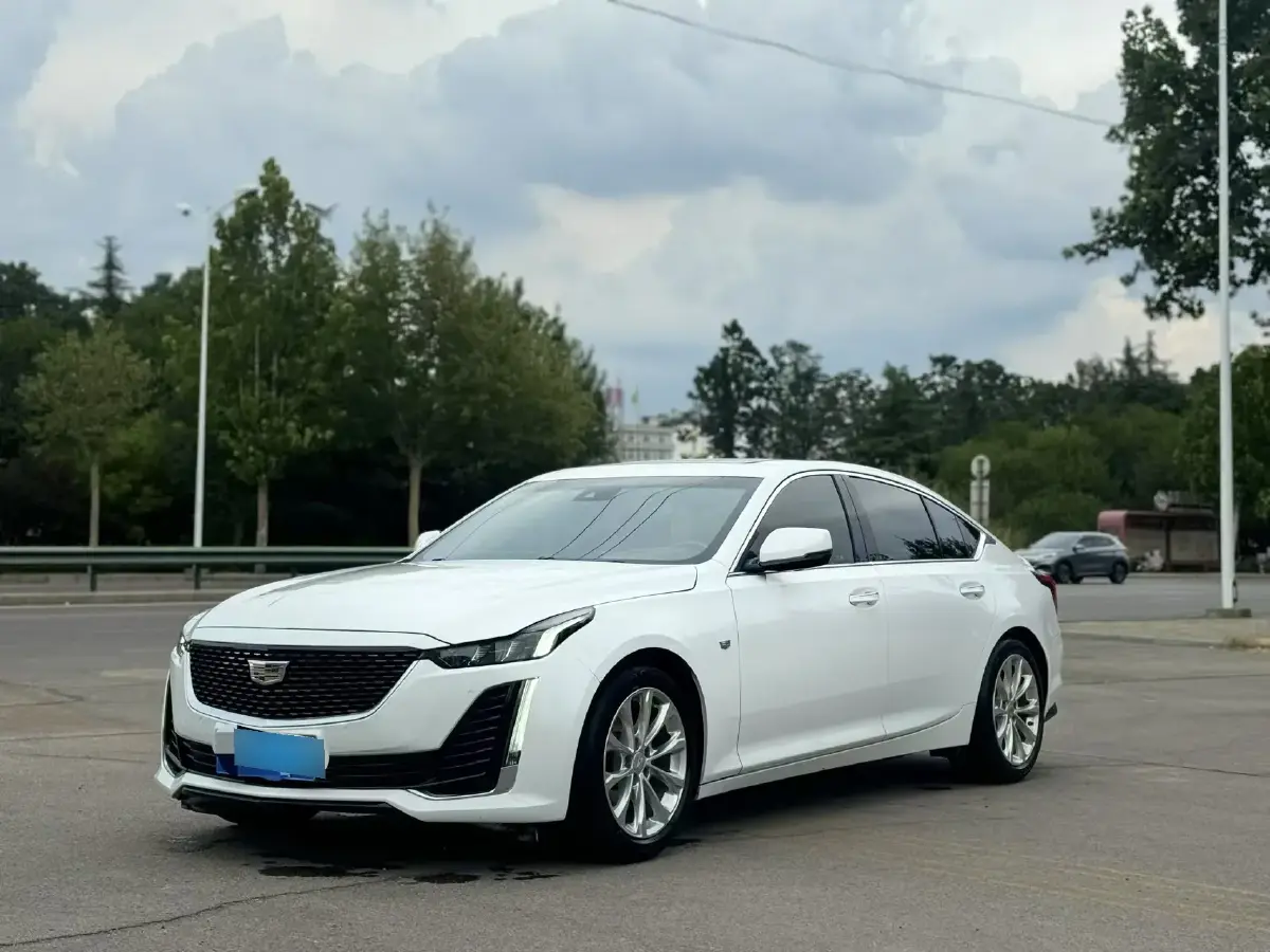 2021 Cadillac CT5 2.0T 237HP L4 10AT