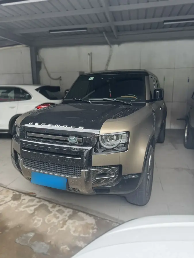 2021 Land Rover Defender 3.0T 400HP L6 8AT