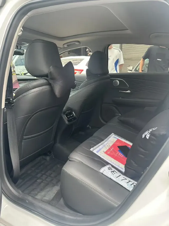 2025 Chery Arrizo 8 Pro 1.6T 197HP L4 7DCT,autocango,china used car exporter,china ev exporter,chinese used car exporter,chinese used ev exporter