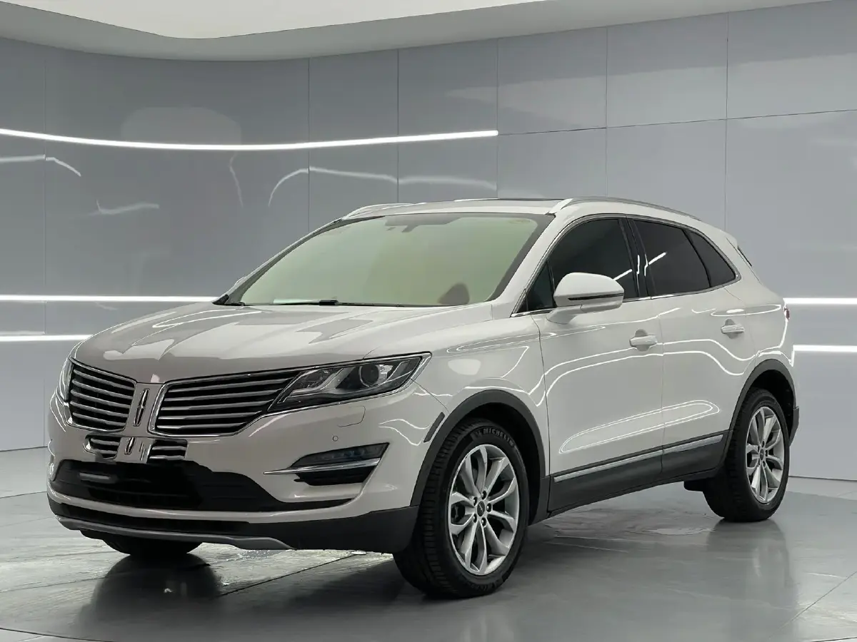 2017 Lincoln MKC 2.0T 203HP L4 6AT