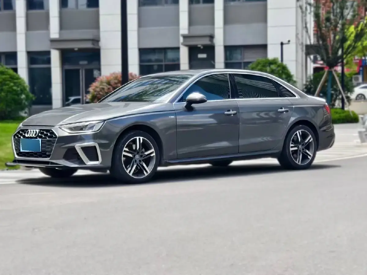 2020 Audi A4L 2.0T 190HP L4 7DCT