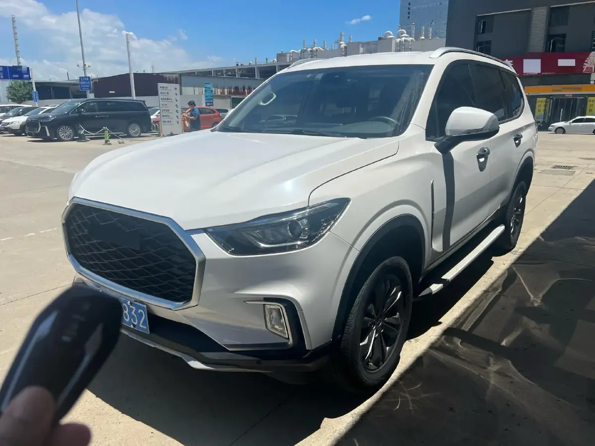 2021 MAXUS D90 Pro 2.0T 218HP L4 8AT