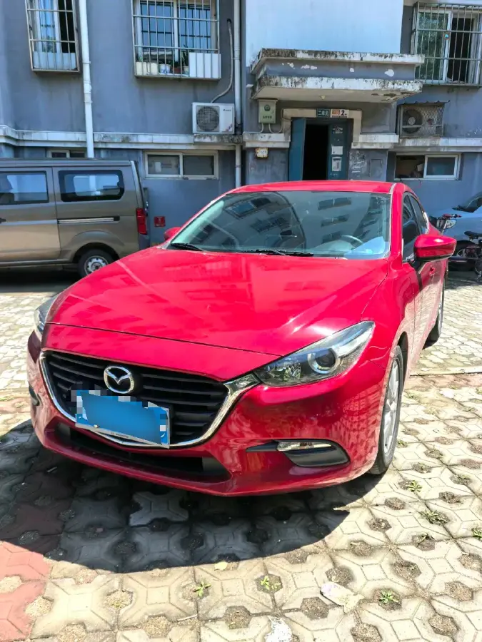 2017 Mazda 3 Axela 1.5L 117HP L4 6AT