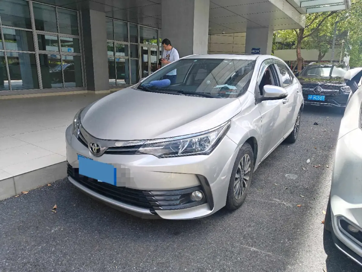 2017 Toyota Corolla 1.2T 116HP L4 6MT