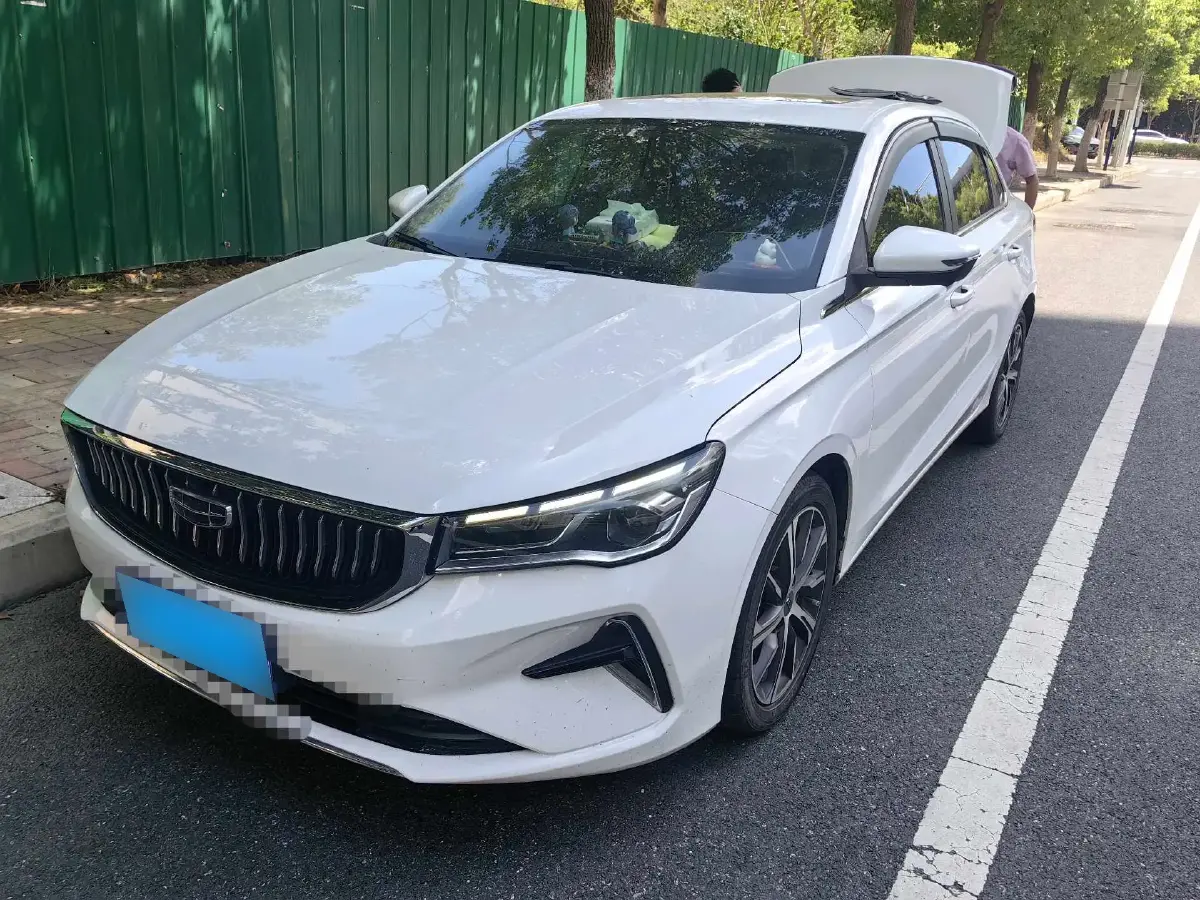 2022 Geely Emgrand L 1.4T 141HP L4 CVT