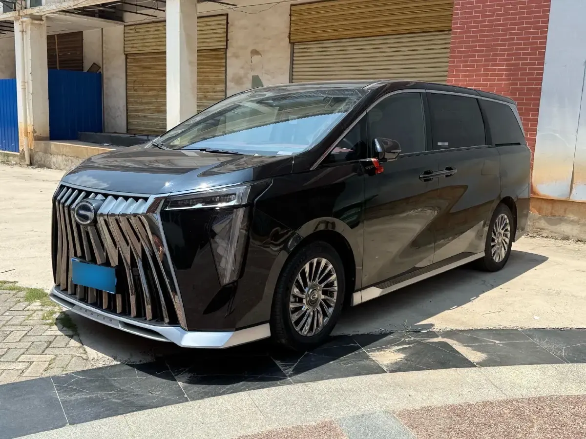 2024 GAC Trumpchi M8 2.0T 190HP L4 E-CVT Hybrid