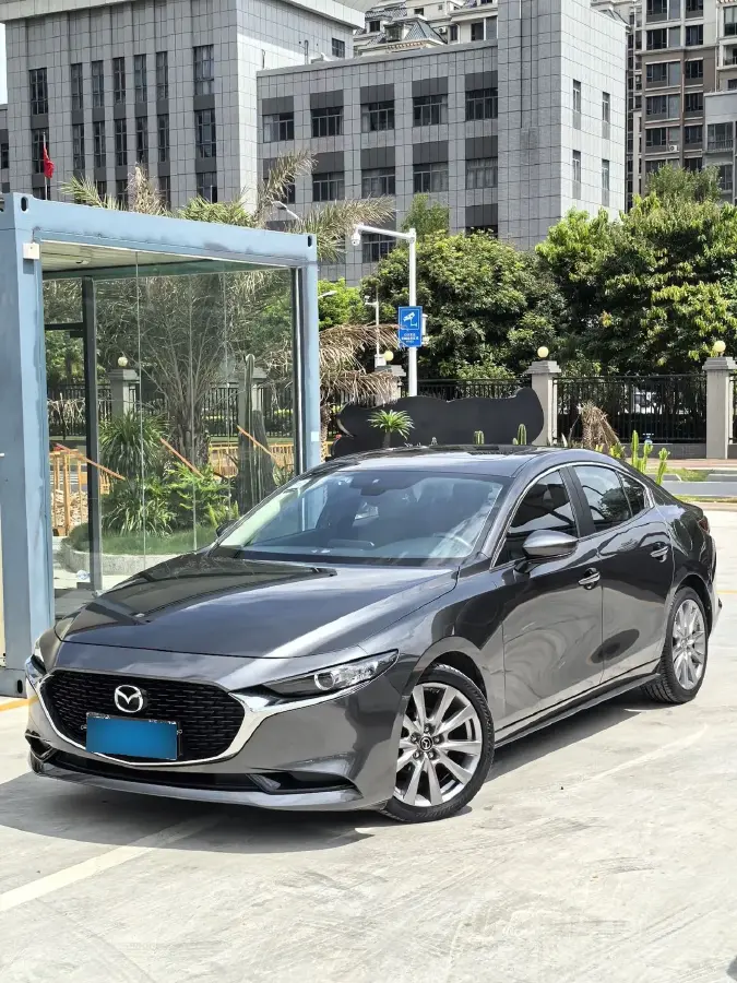 2020 Mazda 3 Axela 2.0L 158HP L4 6AT