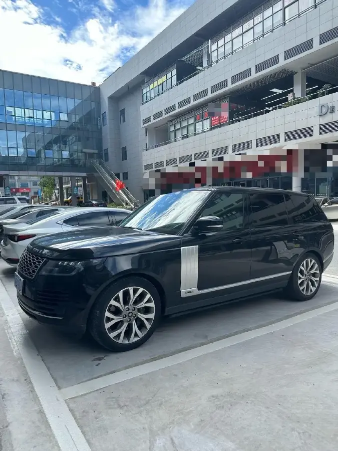 2021 Land Rover Range Rover 3.0T 400HP L6 8AT