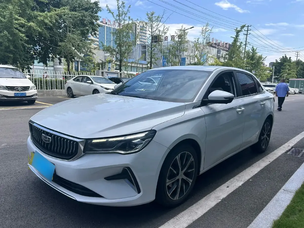 2022 Geely Emgrand L 1.4T 141HP L4 CVT