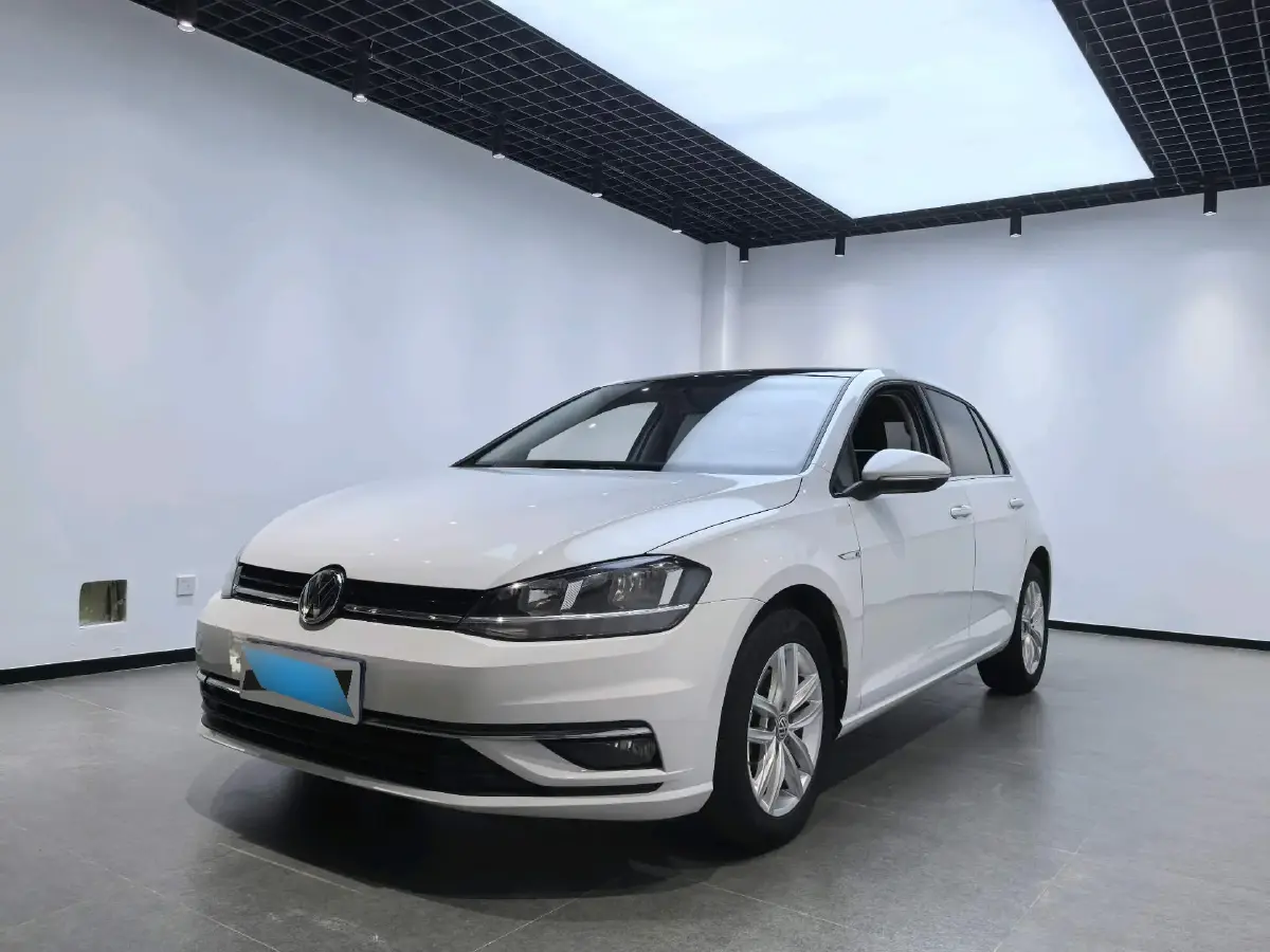 2018 Volkswagen Golf 1.6L 110HP L4 6AT