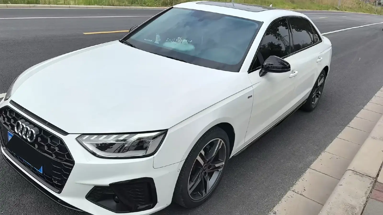 2023 Audi A4L 2.0T 190HP L4 7DCT