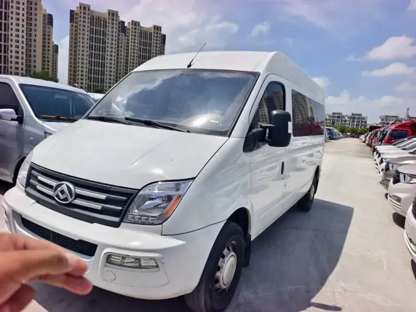 2021 MAXUS XinTu V80 2.0T 139HP L4 6MT