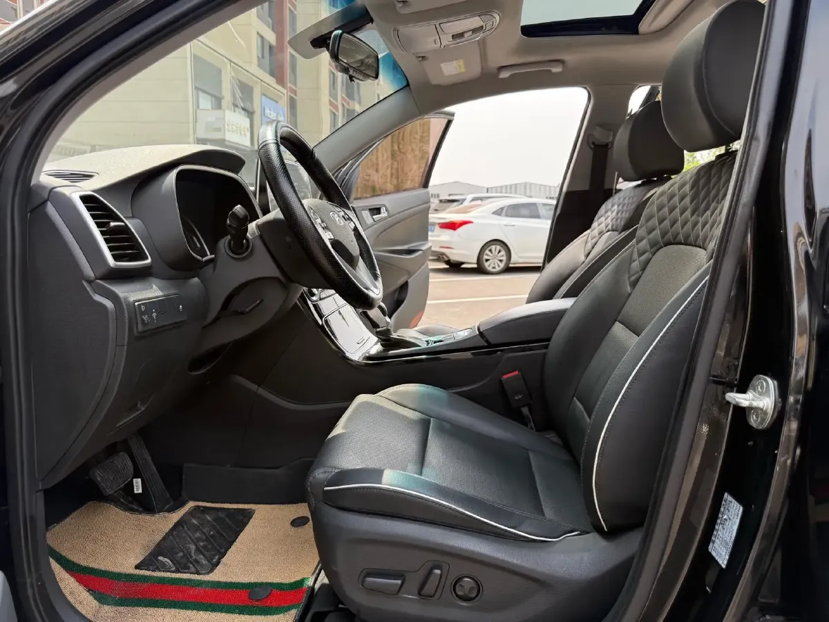 2020 Hyundai Tucson 1.6T 177HP L4 7DCT,autocango,china used car exporter,china ev exporter,chinese used car exporter,chinese used ev exporter