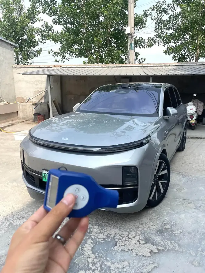 2023 Li L8 Range Extended 154HP REEV 40.9KWH