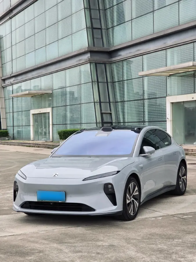 2022 NIO ET5 BEV 75KWH