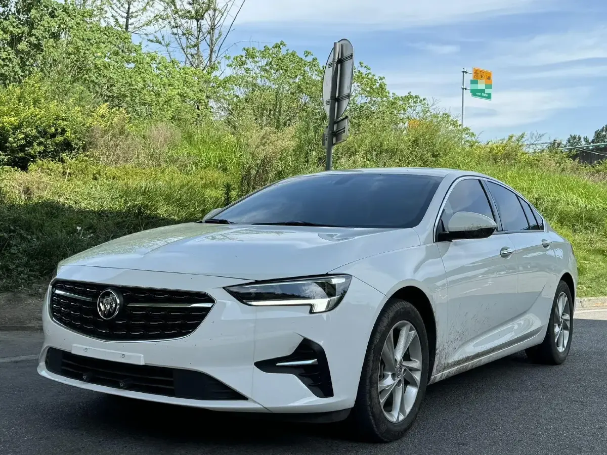 2020 Buick Regal 1.5T 169HP L4 9AT