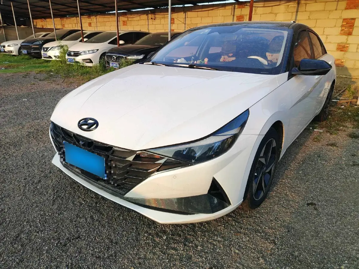 2021 Hyundai Elantra 1.5L 115HP L4 CVT