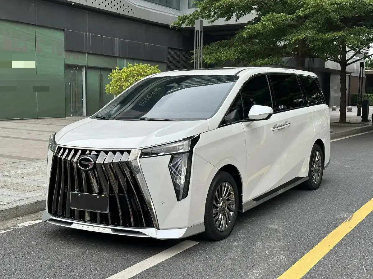 2023 GAC Trumpchi M8 2.0T 252HP L4 8AT