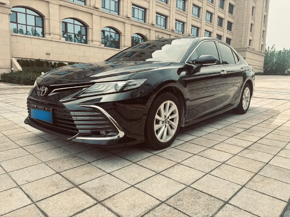 2021 Toyota Camry 2.0L 178HP L4 CVT